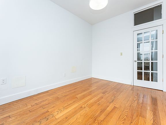 5th image of 169 Wilson Ave #2