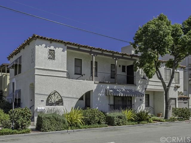 1st image of 102 Santa Ana Ave