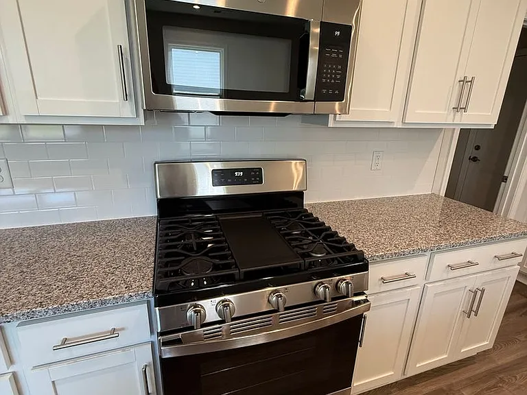 749 Count Fleet Ct — Photo 11