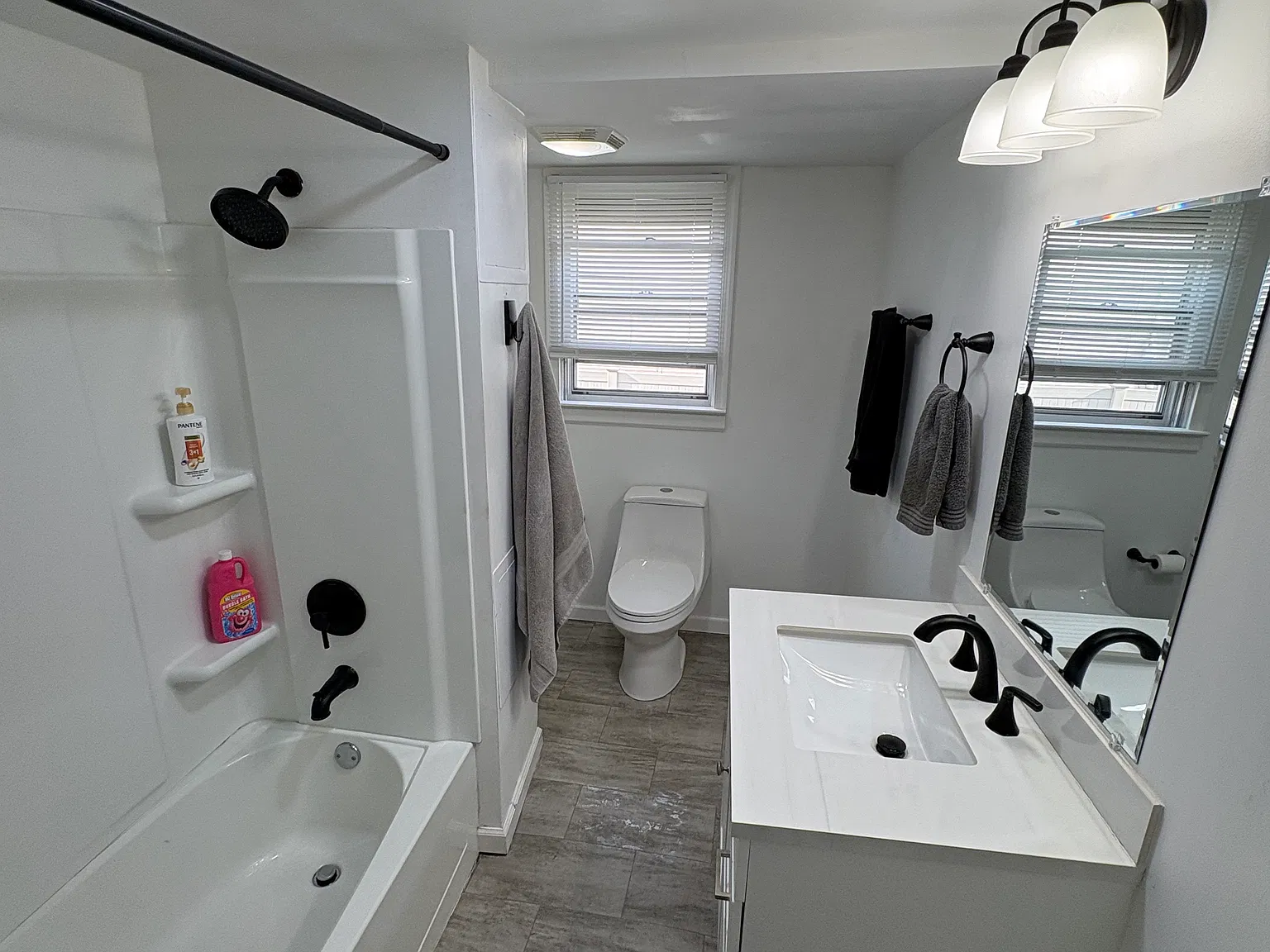 Studio, 580 sqft, $1,000 — Photo 4
