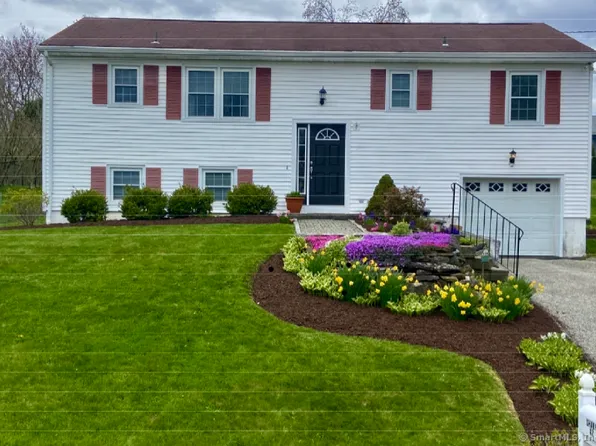 42 Clearview Drive, Brookfield, CT 06804