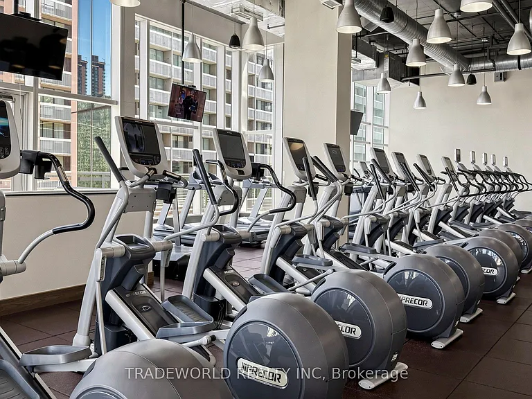 386 Yonge St #3709 — Photo 27
