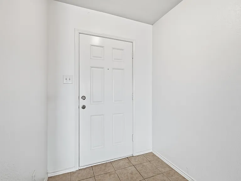 2064 Bliss Rd — Photo 17