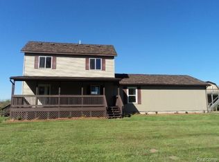 8070 Vincent Rd, Croswell, MI 48422