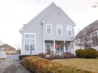 8 Paisley Ct, Highland Mills, NY 10930