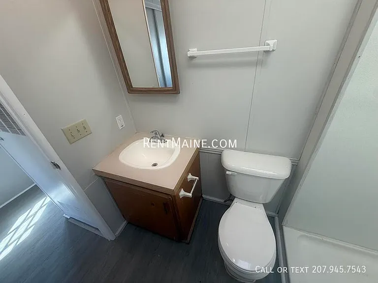 715 College Ave #50 — Photo 10