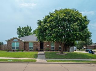 200 Lake Travis Dr, Wylie, TX 75098