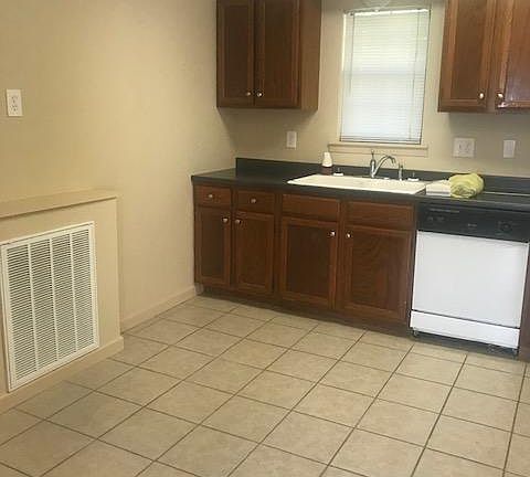 4th image of 3309 Kendallmac Ln