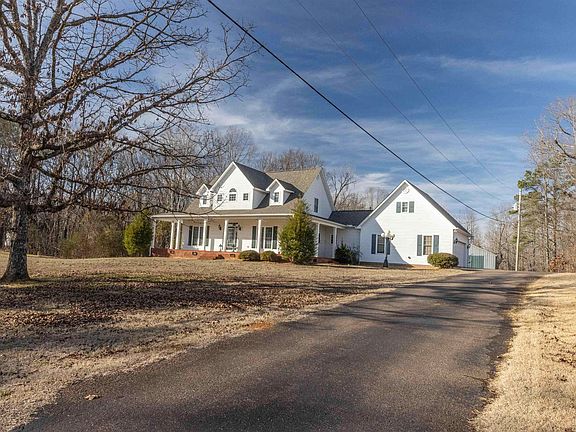 4th image of 78 Cox Dr