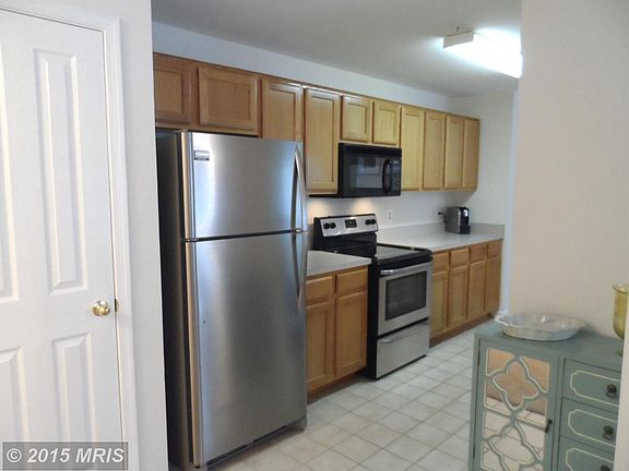 3rd image of 4130 Monument Ct Unit 202