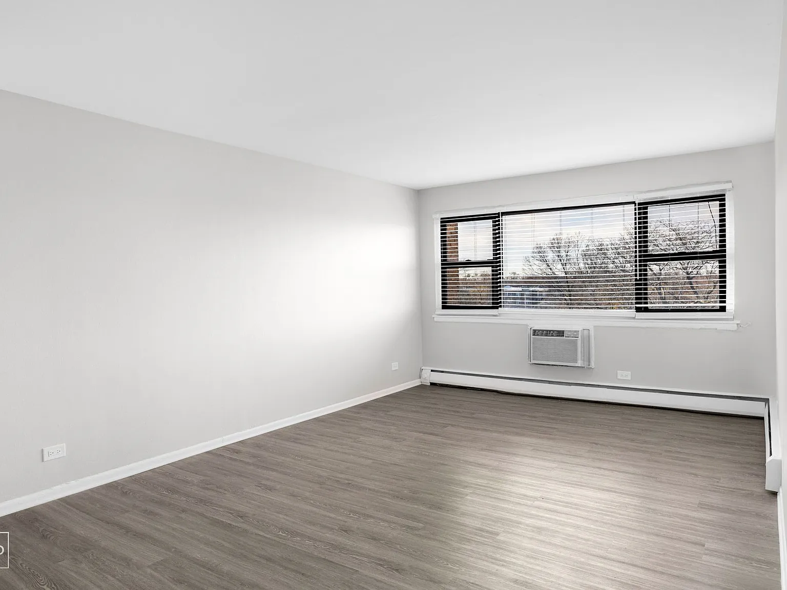 5870 W Lake — Photo 3