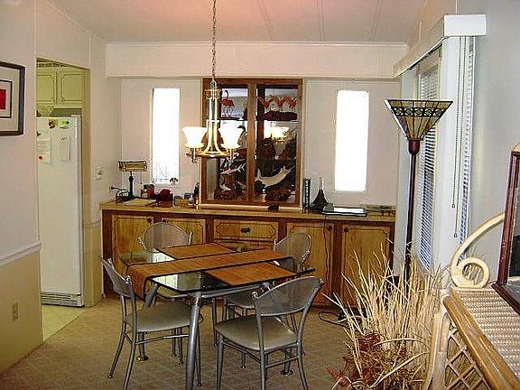 5th image of 11 Niagara Falls Cir