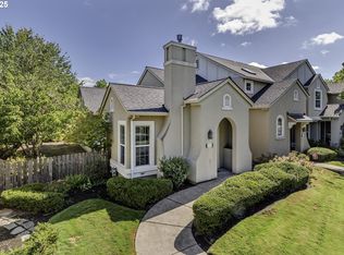 6769 NE Rosebay Dr, Hillsboro, OR 97124