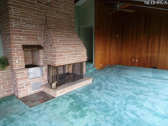 4th image of 3264 Rocky River Dr