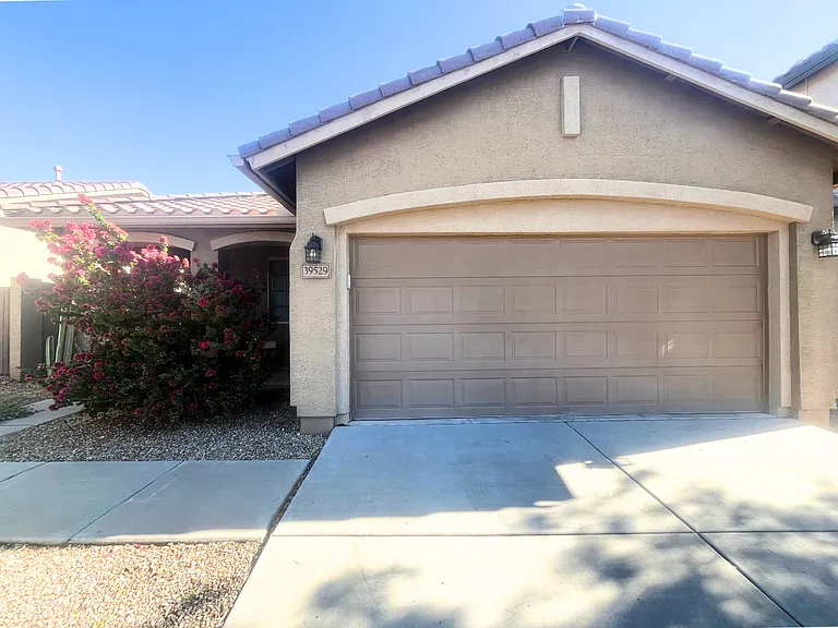 39529 N Noble Hawk Ct — Photo 11