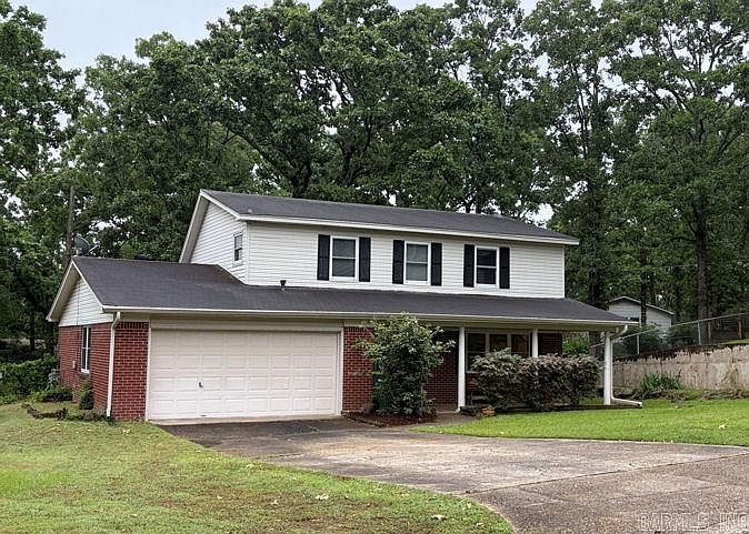 1st image of 24 Chinook Cir