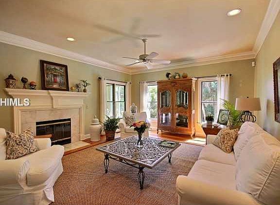 2nd image of 11 Saint Johns Pl