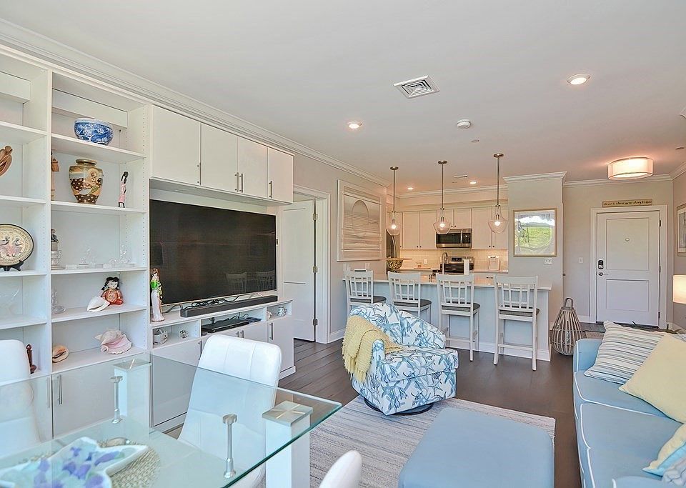 Woodcrest Run 635 Old Post Rd Sharon MA Zillow