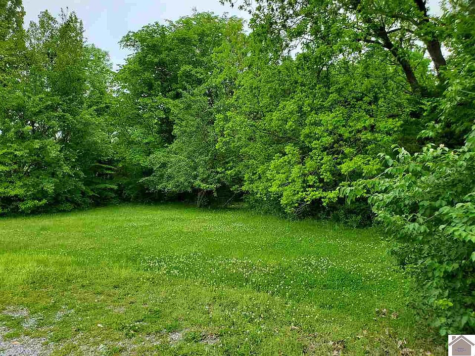 1st image of 13 Nottingham Woods #13