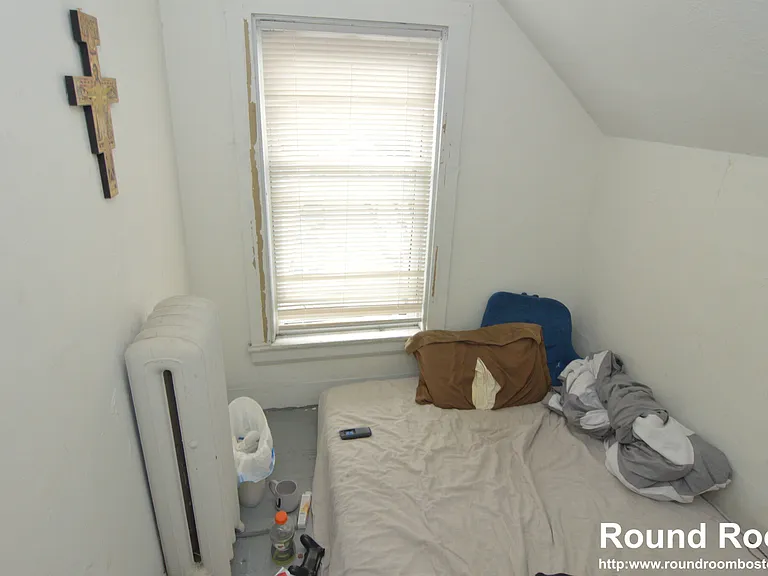 32 Linden St #2 — Photo 16