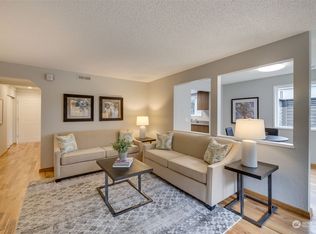 9523 NE 180th St APT A102, Bothell, WA 98011