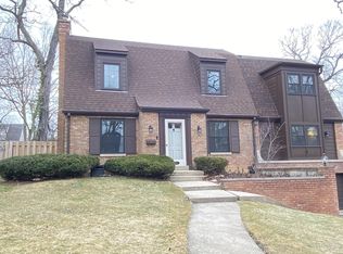 590 Glen Ellyn Pl, Glen Ellyn, IL