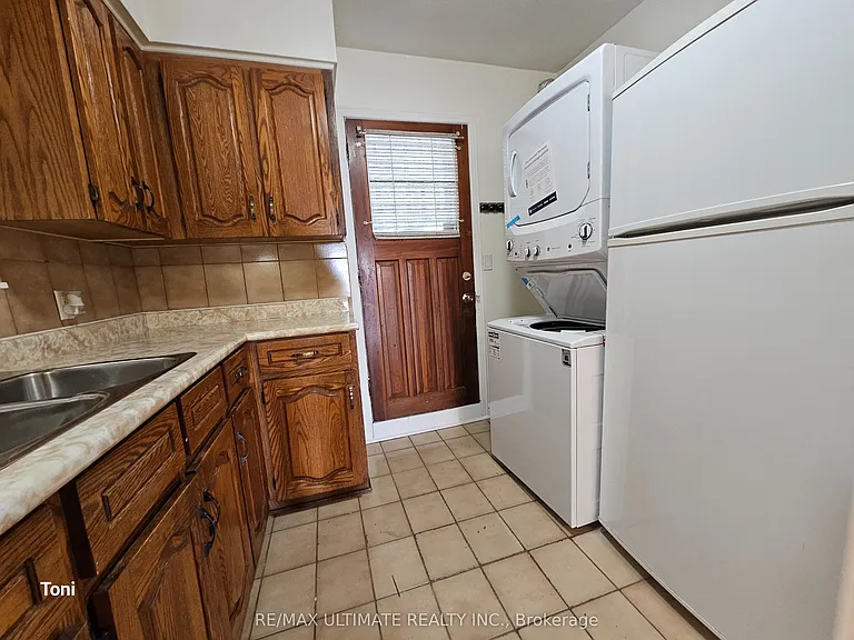 568 Rogers Rd #2 — Photo 5