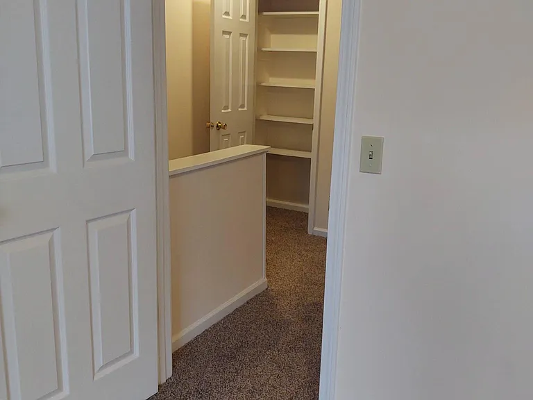 2nd floor - view to hallway & linen closet from front bedroom