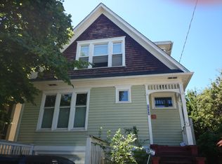 1423 27th Ave, Seattle, WA 98122