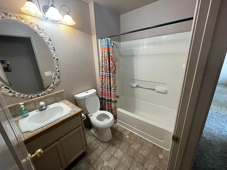 4909 Sun Valley Dr — Photo 8