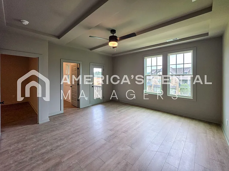 4422 Foxcote Ln — Photo 36