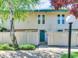 403 Roundtree Ct, Sacramento, CA