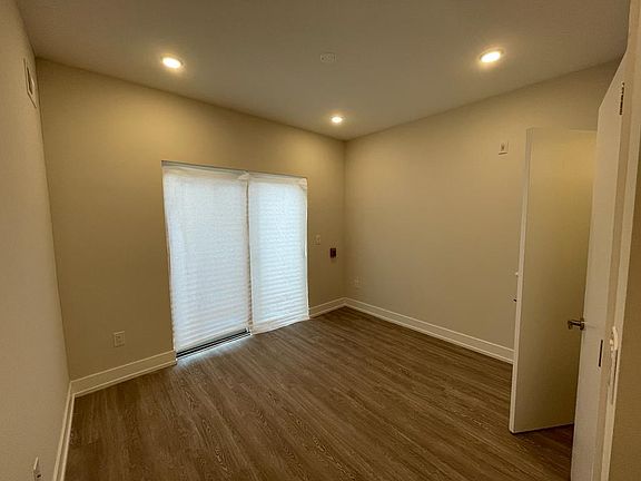 3rd image of 2106 N Reese St #1