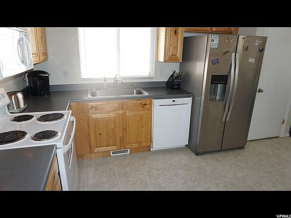 5th image of 6532 W Sierra Oaks Dr