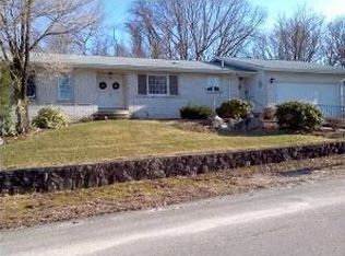 36 Birchtree Dr, Johnston, RI 02919