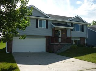 8300 S 61st St, Lincoln, NE 68516