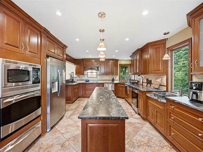 2533 Riva Ridge Ct — Photo 12