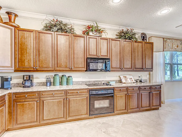 11558 Villa Vasari Dr — Photo 23