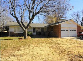 800 N Crestline St, Wichita, KS 67212