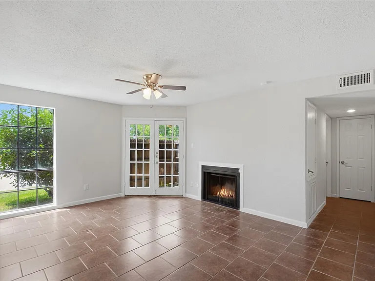 12500 Sandpiper Dr #121 — Photo 1