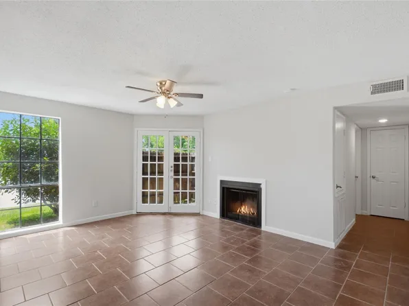 12500 Sandpiper Dr APT 121, Houston, TX 77035