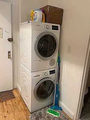 4th image of 452 E 84th St APT 4R