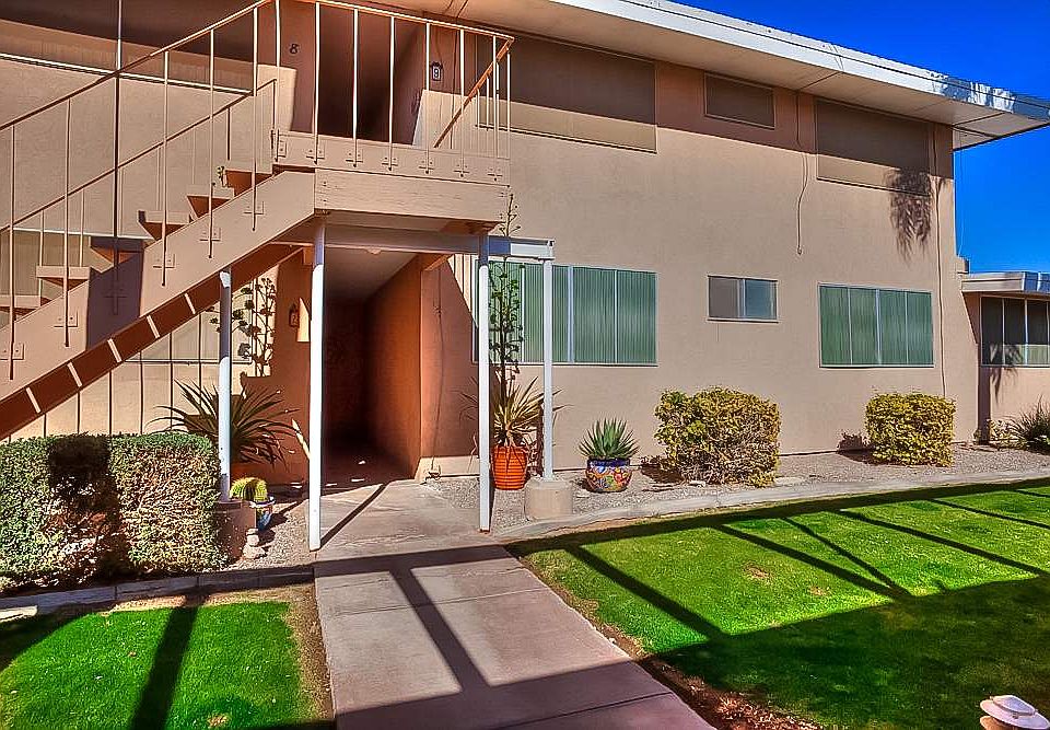 1st image of 500 E Country Club Dr Unit 3