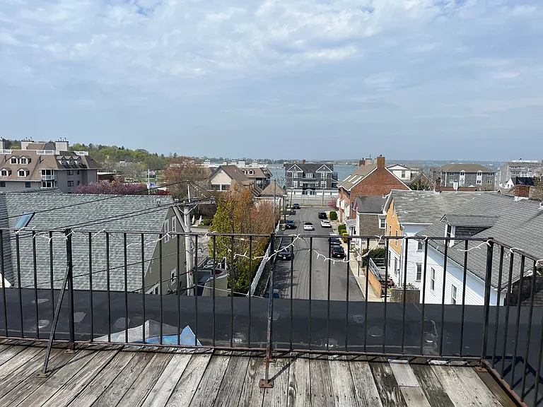 1 Dean Ave #3 — Photo 2