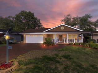 9353 Oketo Ave, Morton Grove, IL 60053