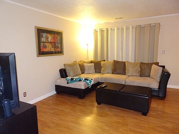 4th image of 2393 Farmstead Cir SE