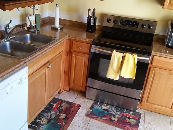 5th image of 5305 Grand Lake Cres