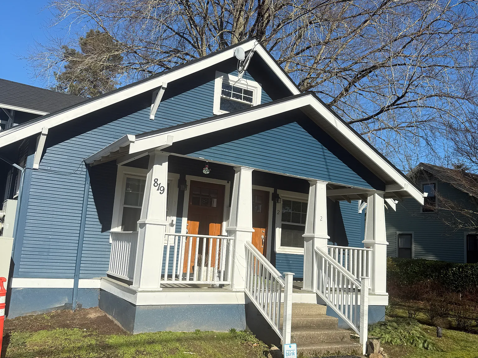 819 E Main St — Photo 1