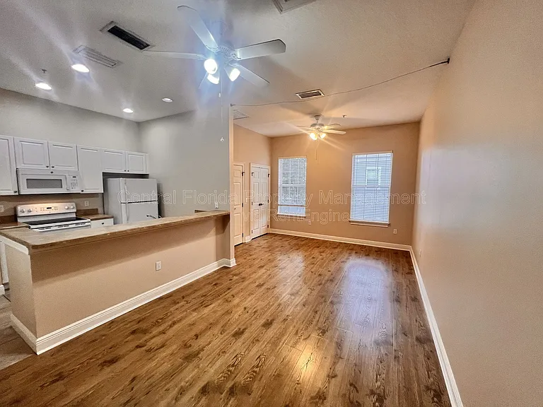 1519 Lake Baldwin Ln #C — Photo 7