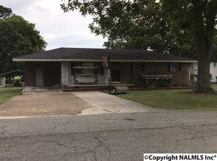 19071 Runway St, Athens, AL 35614